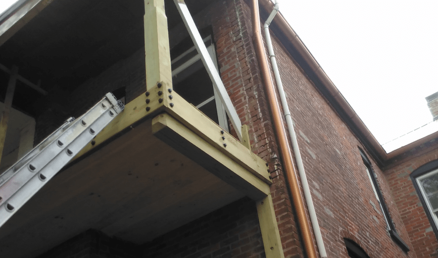 Custom Carpentry & Home Improvements